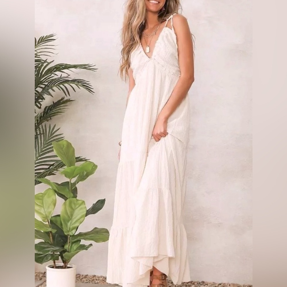 NWT Wishlist Cream Texture Cottagecore Tiered Maxi Dress L V-Neck Boho Bridal